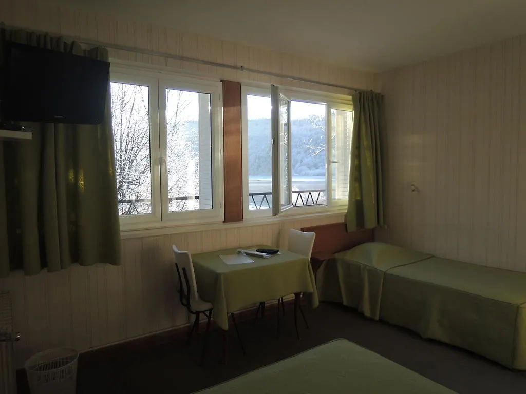 Hotel Bellevue Chambon-sur-Lac