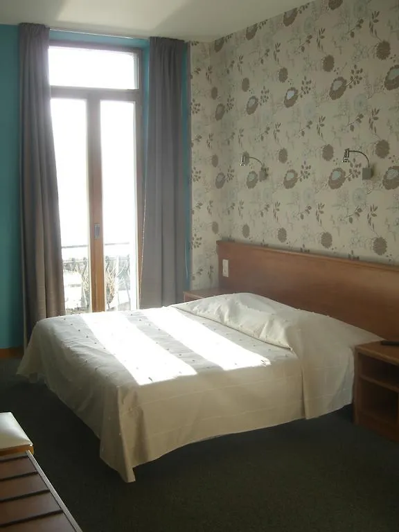 Hotel Bellevue Chambon-sur-Lac 2*,