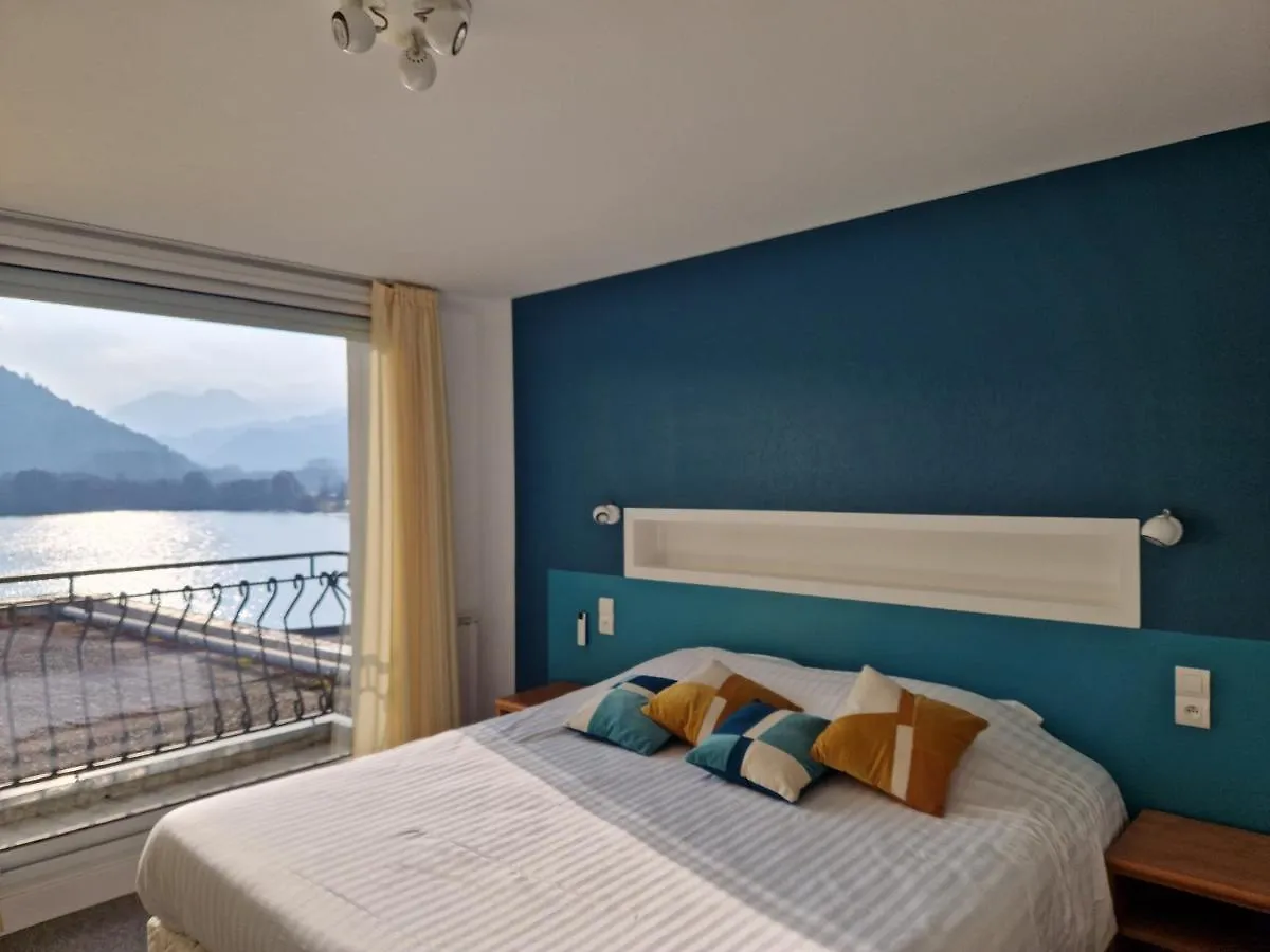 Hotel Bellevue Chambon-sur-Lac France